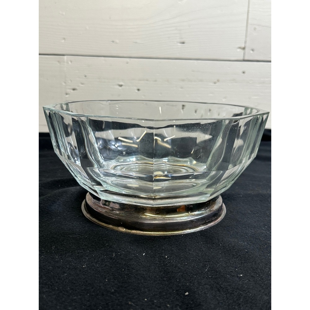 Godinger Italy Fine Crystal Paneled Bowl with Silverplate Pedestal Base 7.5"